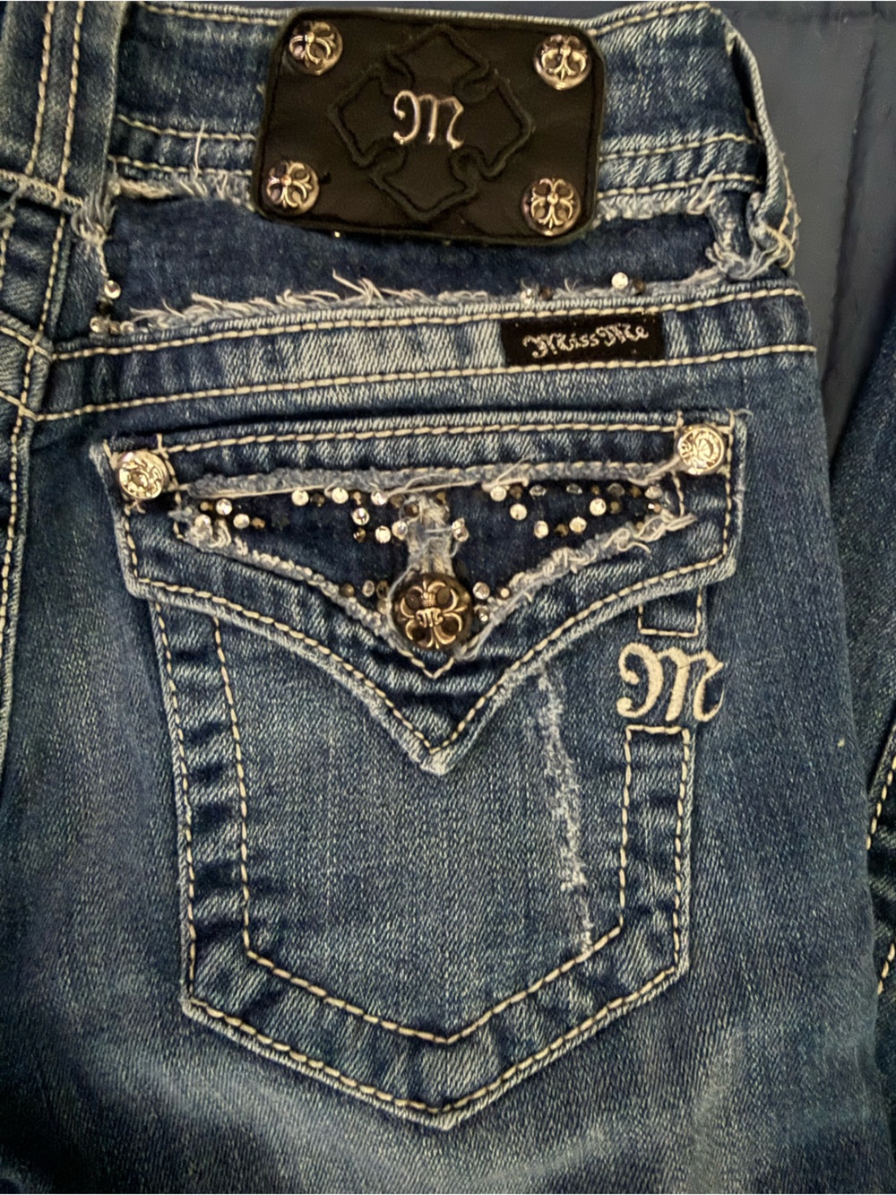 Miss Me Distressed Medium Wash Jeans - Picture 3 of 15